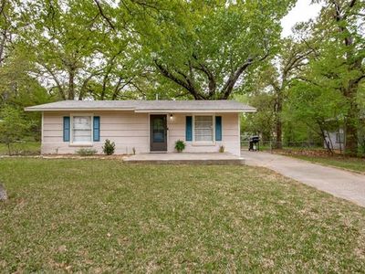 626 W Bullock St, Denison, TX, 75020