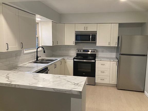 5th image of 8710 W 106th Ter #4461399