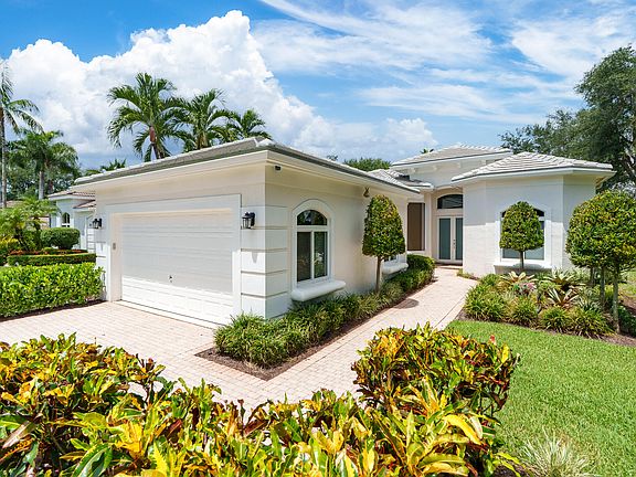 3rd image of 7831 Villa D Este Way