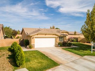 45712 Parkview Ln, Lancaster, CA 93535