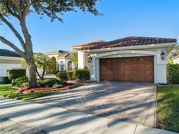 5th image of 5854 NW 126th Terrace