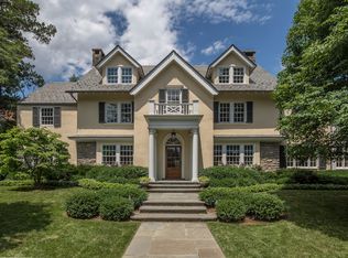 303 Pondfield Rd, Bronxville, NY 10708