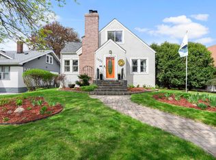 1033 Smith Ave S, West Saint Paul, MN 55118