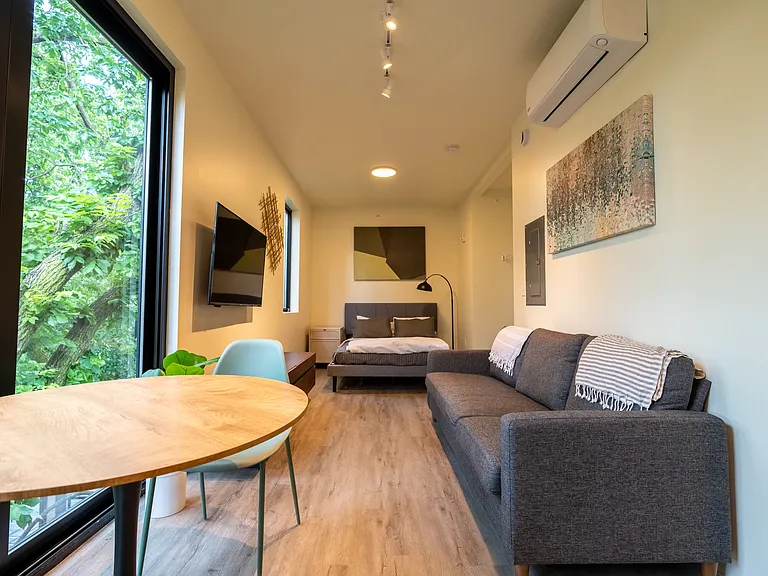 2716 Grand Ave S #102 — Photo 4
