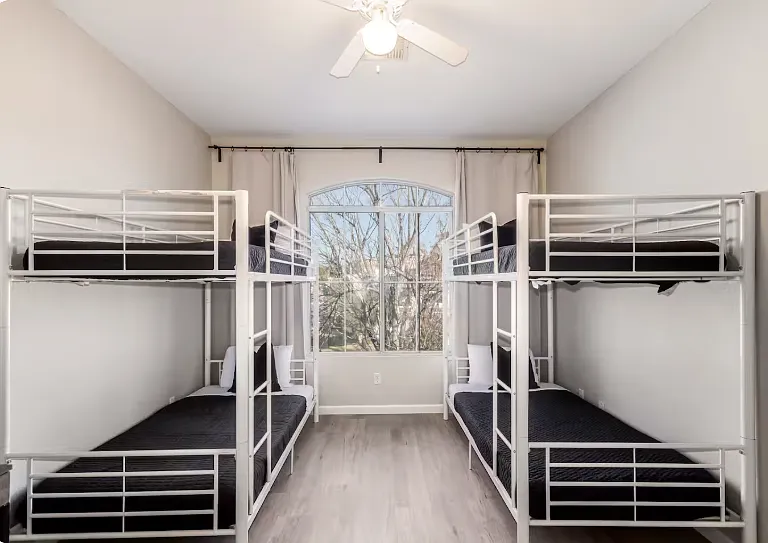 3141 W Laredo St — Photo 18