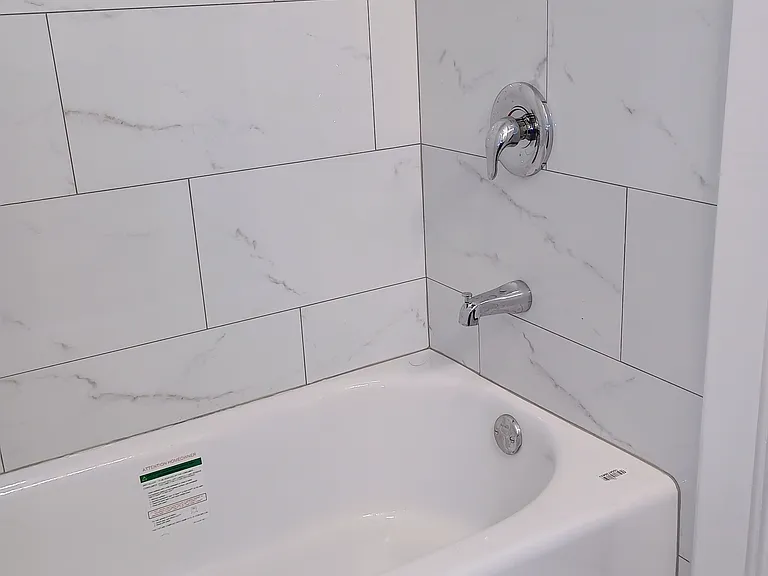 7444 N Damen Ave #3 — Photo 12