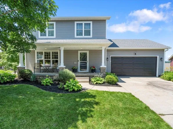 2 Yarrow Cir, Madison, WI 53719