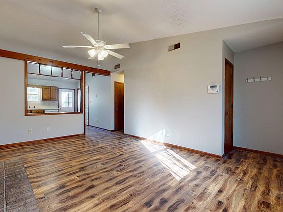 5th image of 109 Hickory Grove Drive