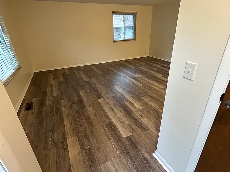 3585 Pine Green Dr #3585 — Photo 2