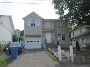 104 Shelley St, Waterbury, CT 06705