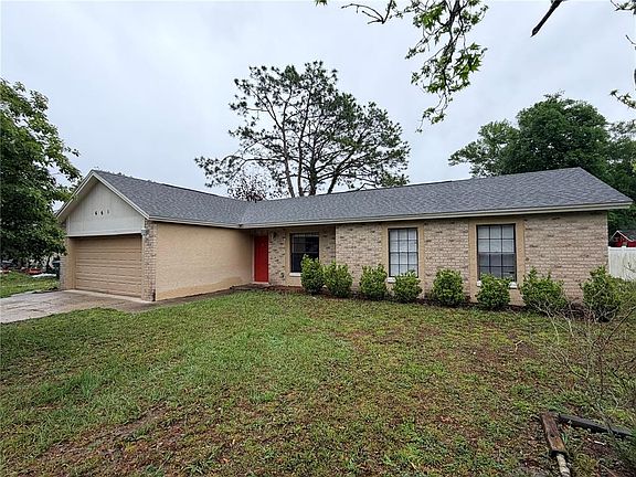 2nd image of 661 Murphy Rd