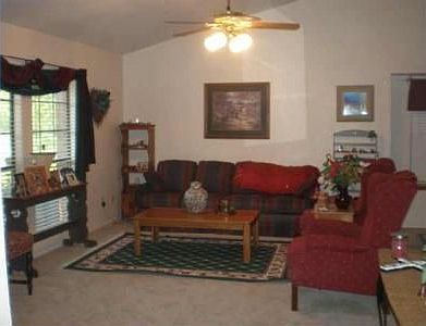 4th image of 252 Whispering Hills Dr