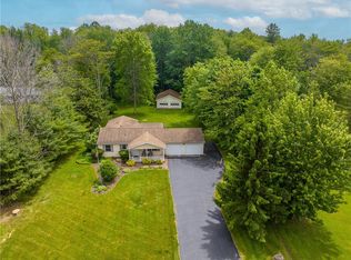 550 Haley Rd, Ontario, NY 14519