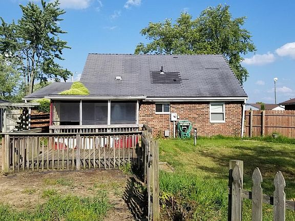 3rd image of 128 Kings Chapel Dr