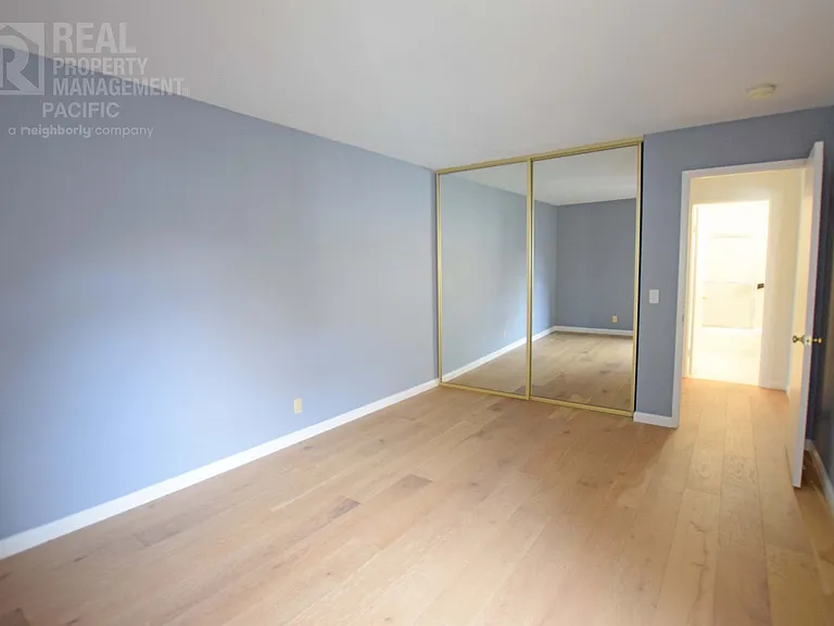 5335 Broadway Ter #305 — Photo 12