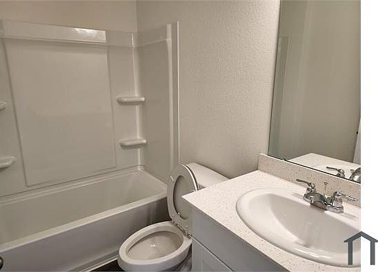 3rd image of 1073 Long Bay Ct