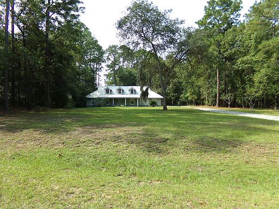 Front of home, huge yard!