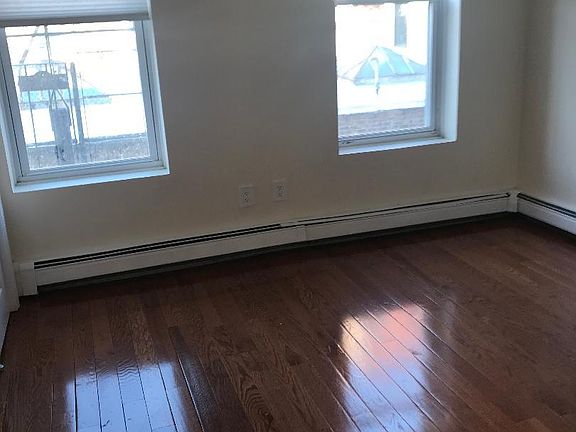 3rd image of 52 Bright St #1