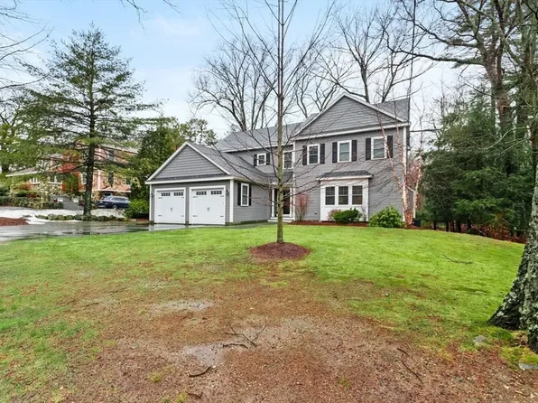 115 Forest St, Reading, MA 01867