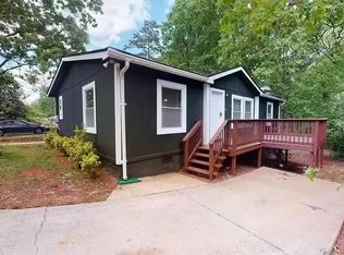 595 Gibbons Dr, Scottdale, GA 30079