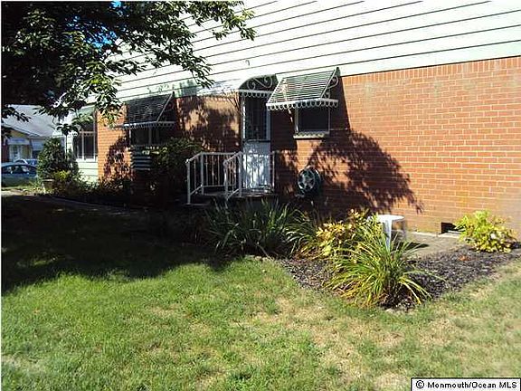 2nd image of 17 Monmouth Lane #B