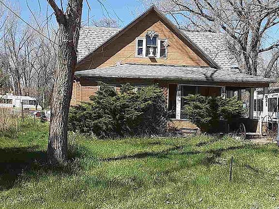 3rd image of 821 E 16th St
