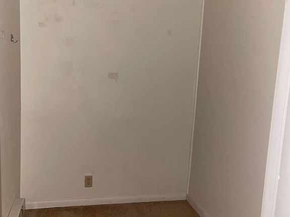 5th image of 18-20 S Market St #2