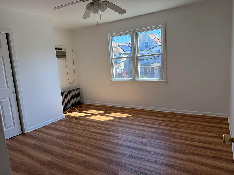 119 Marsellus Pl #2 — Photo 17