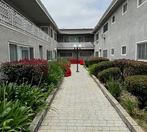 Courtyard South