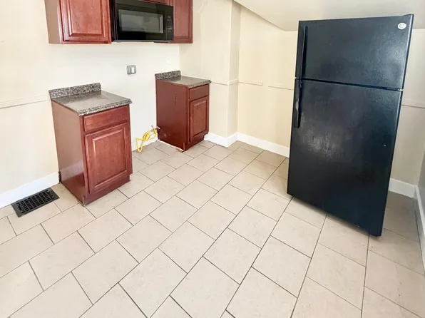 390 Ellsworth Ave #3, New Haven, CT 06511