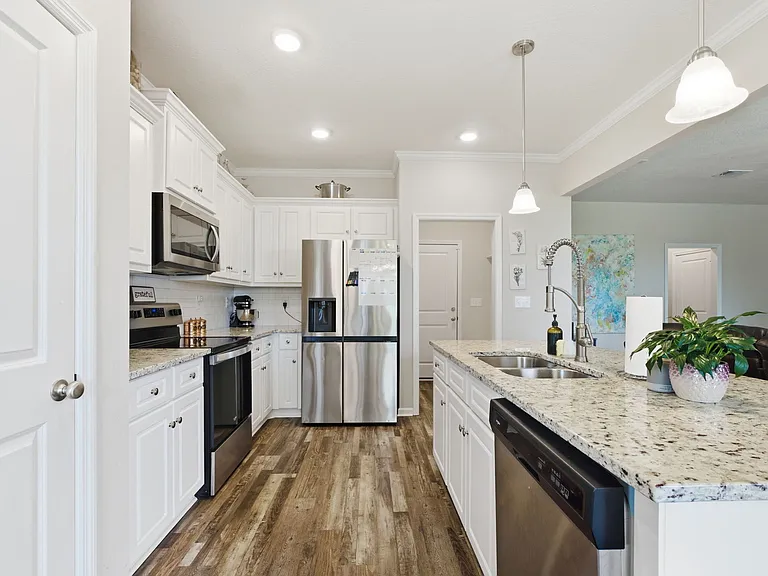 116 Dublin Loop — Photo 10