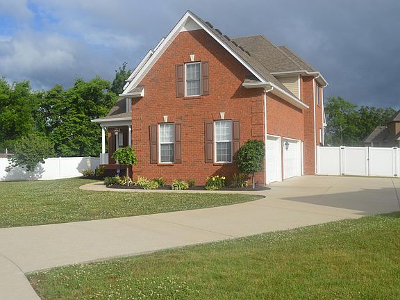 2nd image of 3209 Genoa Dr