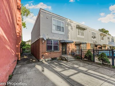 547 Sheffield Ave, Brooklyn, NY, 11207