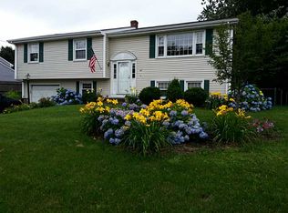 57 Potomac Rd, Portsmouth, RI 02871