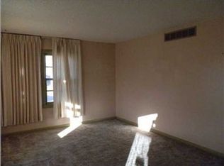 2302 S Ellis Ave, Wichita, KS 67211
