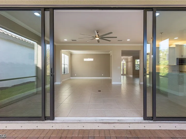 10026 Windy Pointe Ct — Photo 17