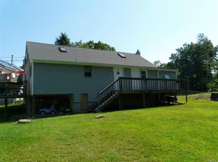 16 E Lovell St, Mahopac, NY 10541