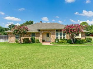 3312 Roosevelt Dr, Dalworthington Gardens, TX 76016