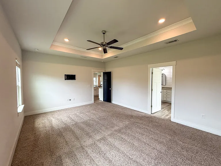 6169 Jenks Dr — Photo 8