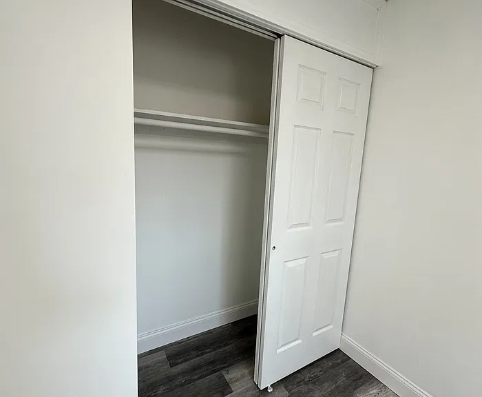 113 E Middle St #3 — Photo 7