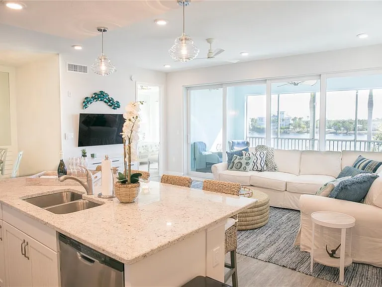 387 Aruba Cir #103 — Photo 5