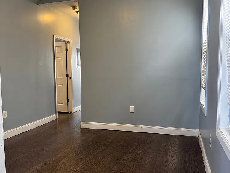 121 Carteret Ave #2 — Photo 3
