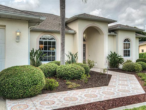 2nd image of 13626 Plantation Lake Cir
