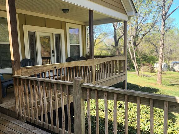 3rd image of 1175 Diamond Hill Colbert Rd