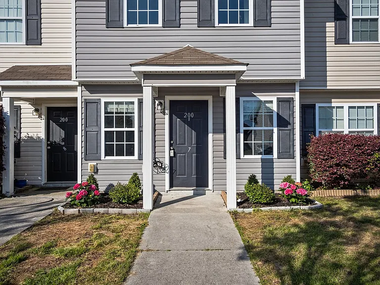 200 Lanieve Ct #7 — Photo 2