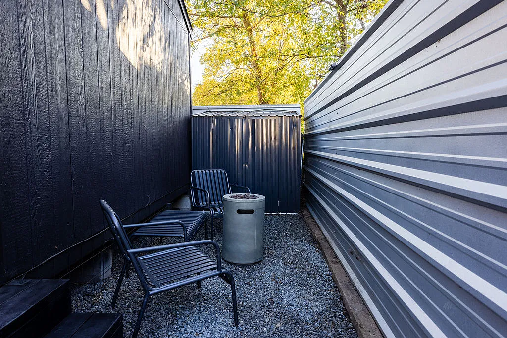 1 bed, 800 sqft, $1,450 — Photo 2