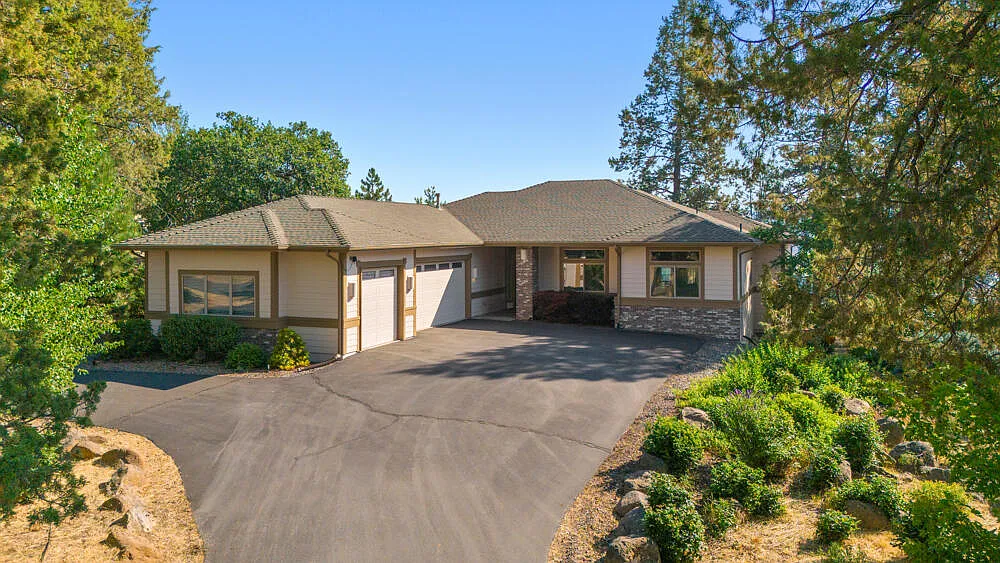 11629 Crossbill Dr photo 1