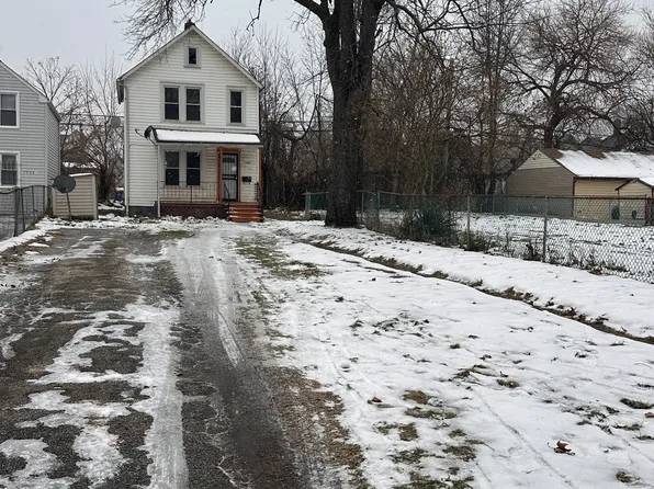 1588 E 47th St, Cleveland, OH 44103