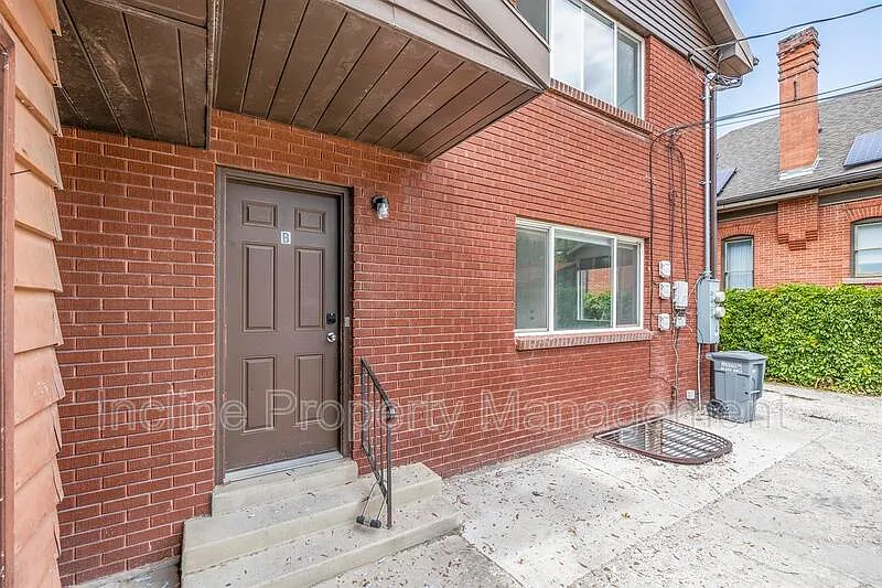 2 bed, 2.0 bath, 1400 sqft, $2,000 — Photo 1