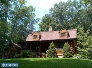 75 Meginnes Rd, Kintnersville, PA 18930